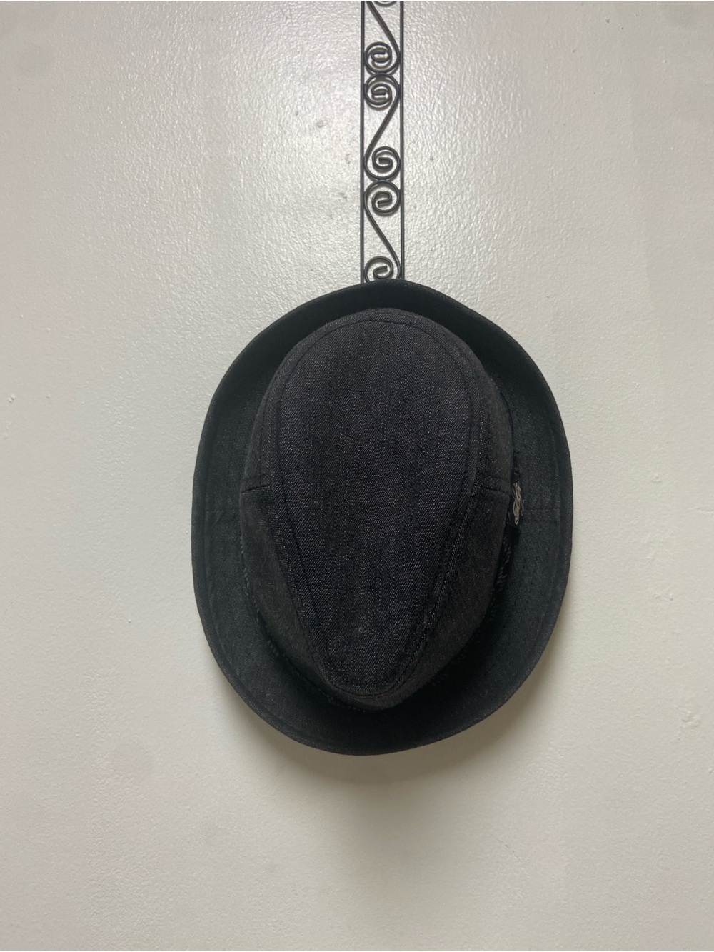 Black Men's Classic  Fedora Hat - Timeless Style